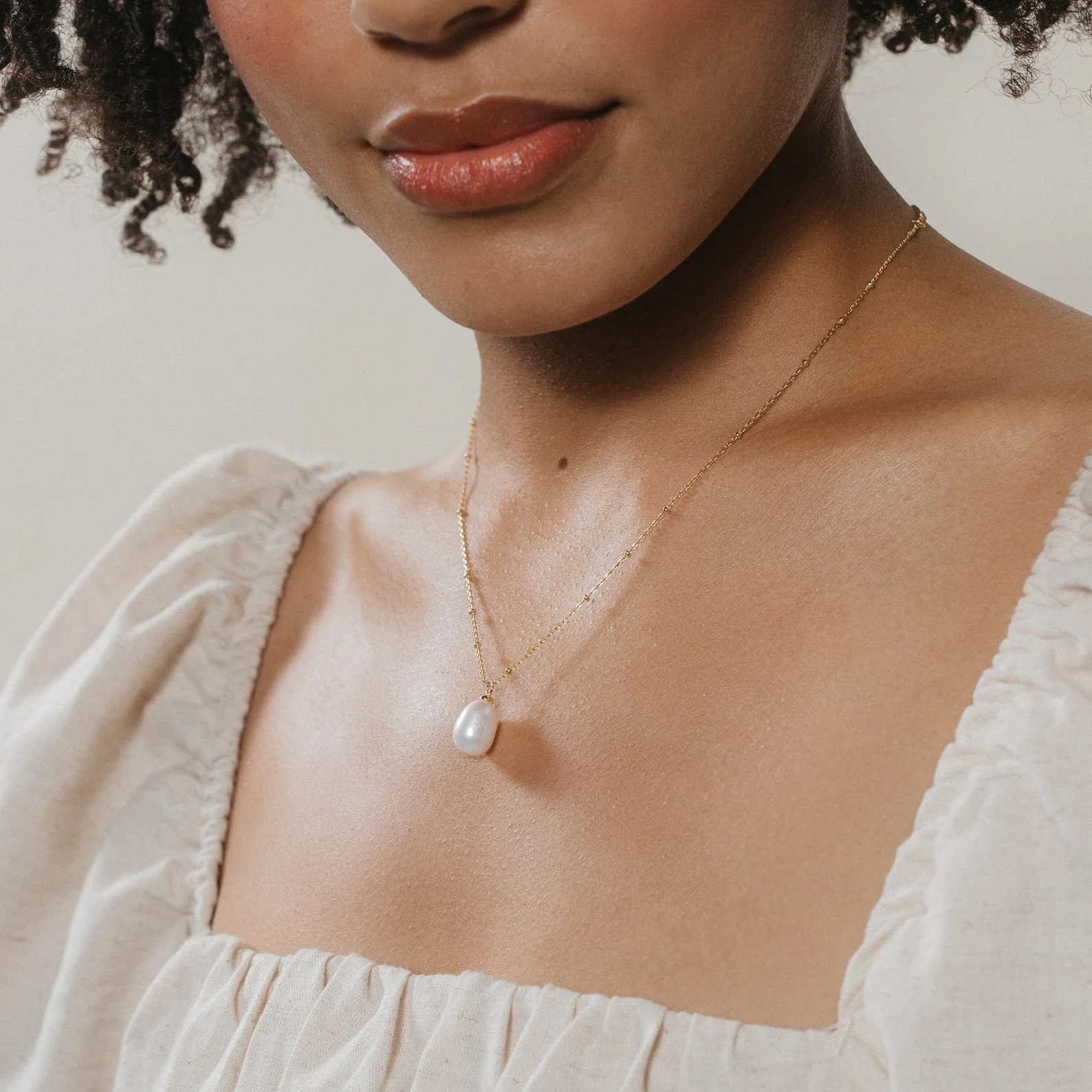 Ariel Pearl Necklace - Image 3
