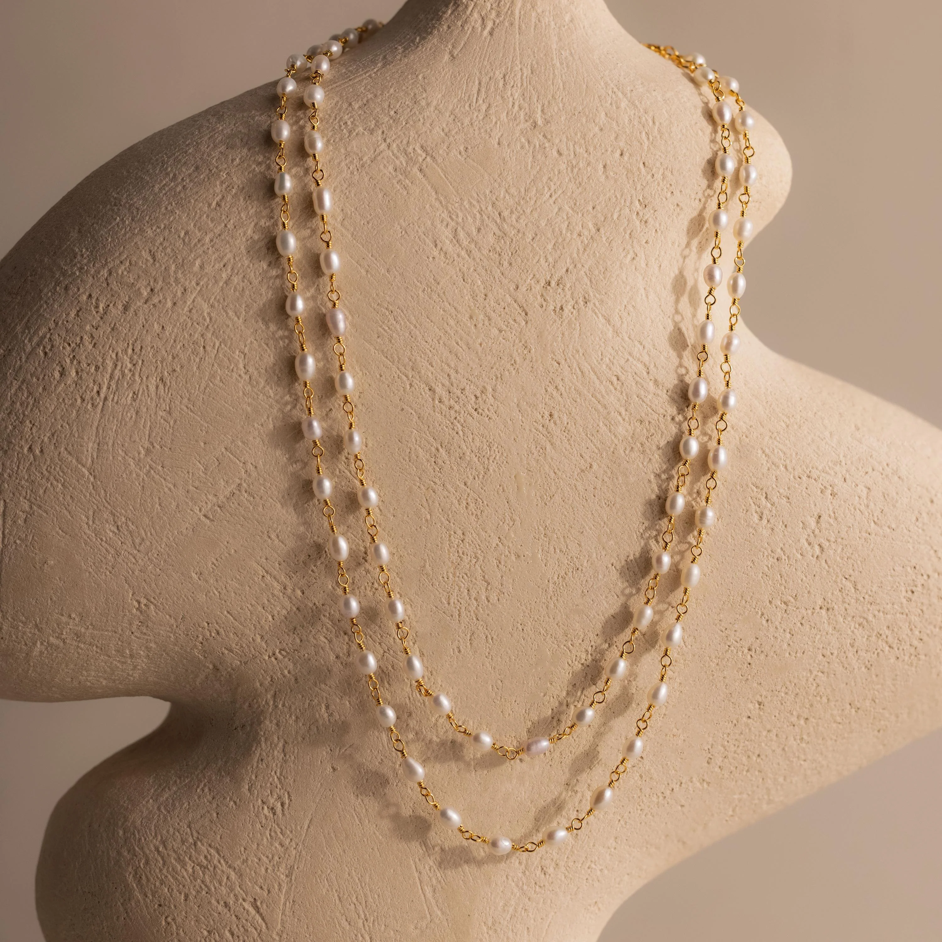 Aurora Pearl Station Necklace in 18K Gold - Image 3