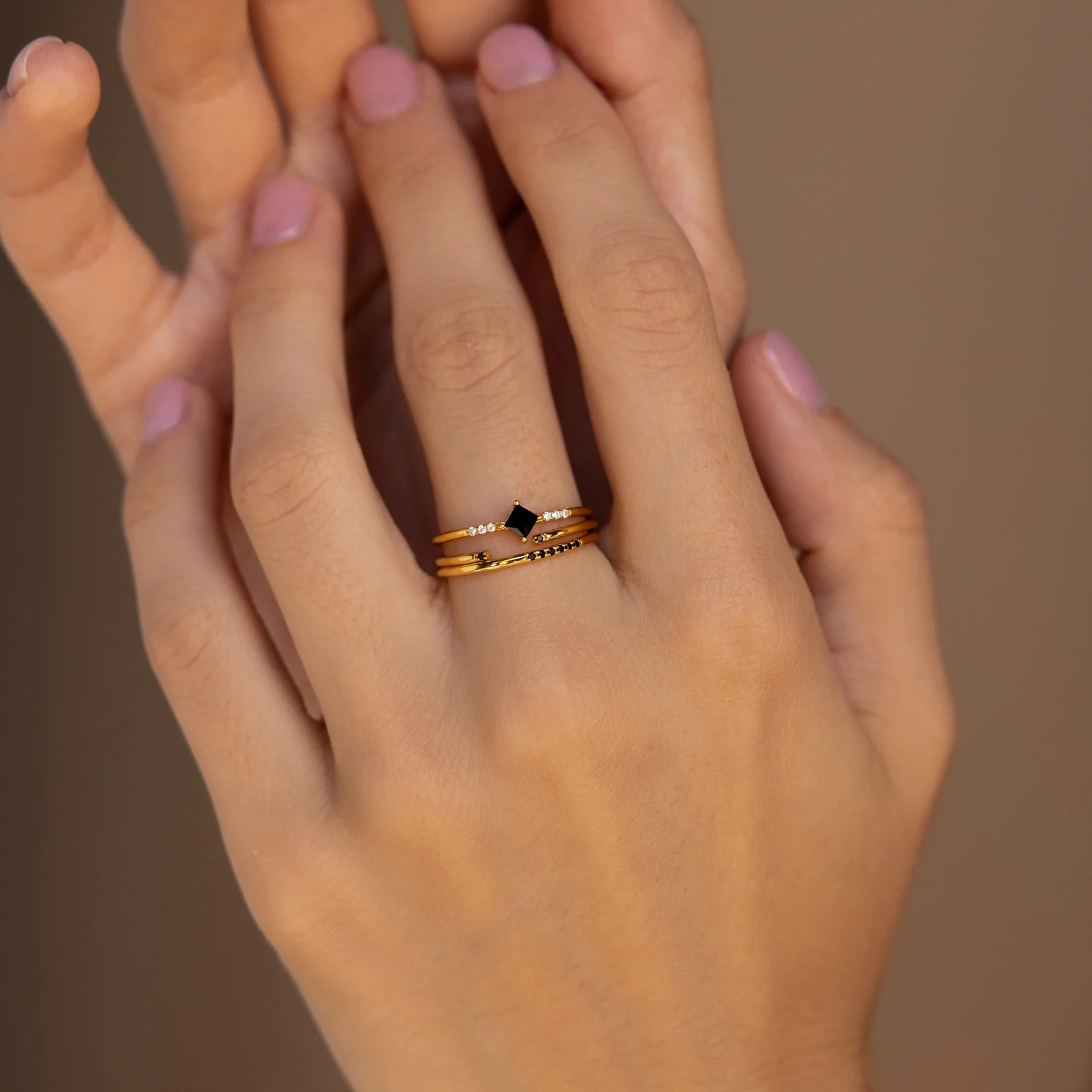Black Abyss Ring Set in 18K Gold - Image 2
