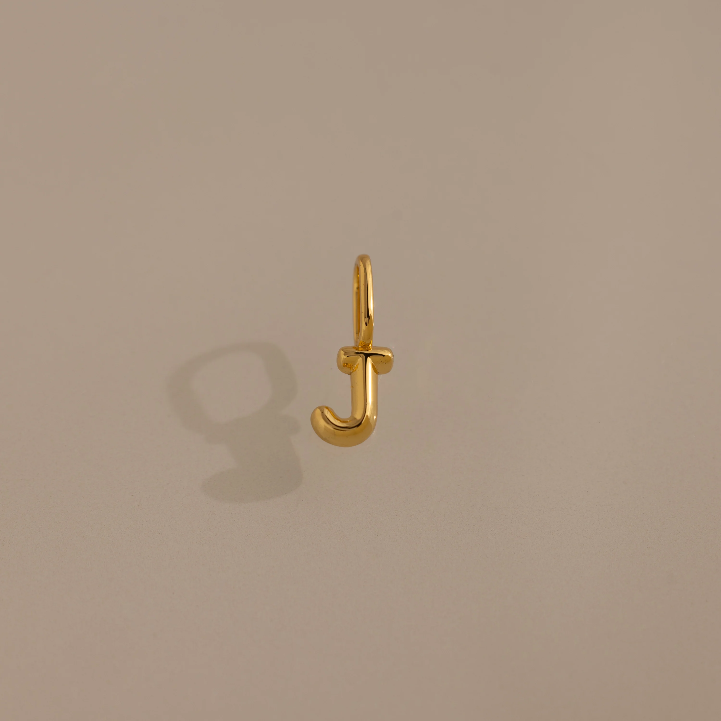 Bubble Letter Charm in 18K Gold - Image 15