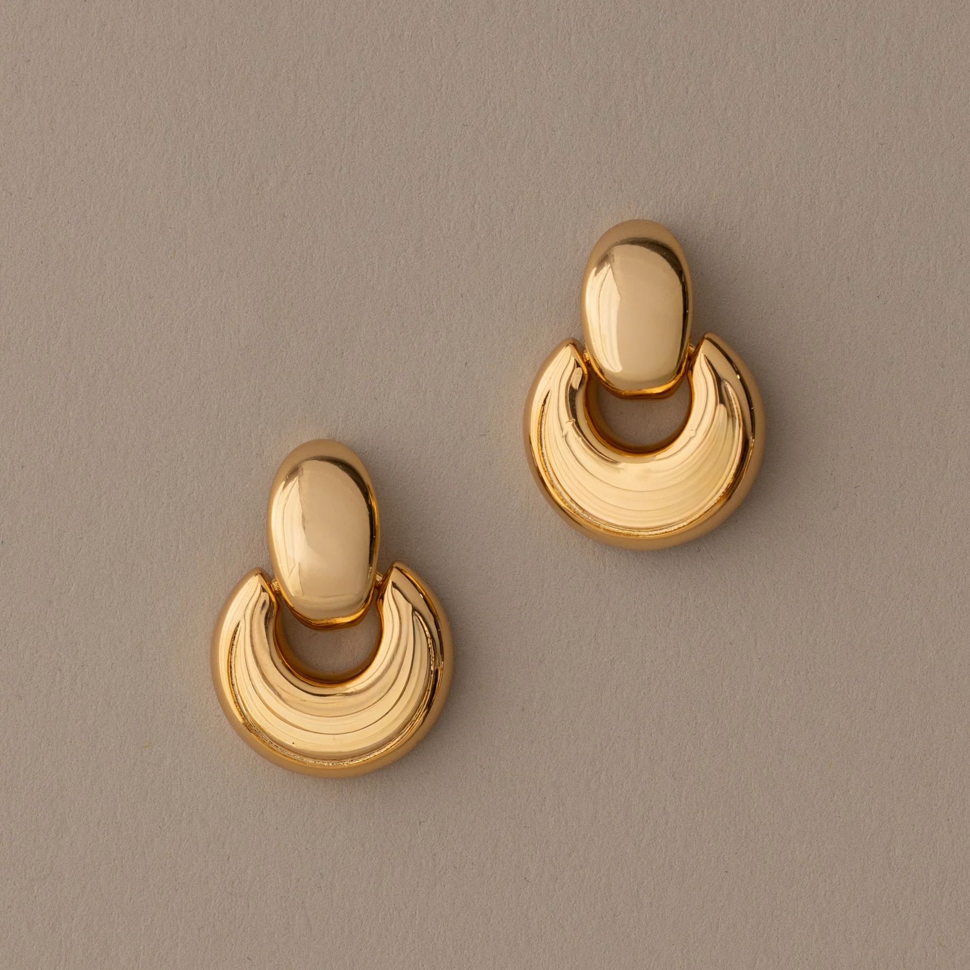 Eclipse Dome Studs in 18K Gold - Image 4