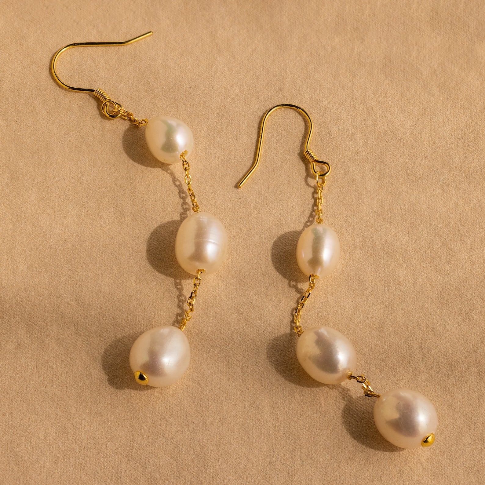 Long Pearl Dangle Earrings in 18K Gold - Image 2