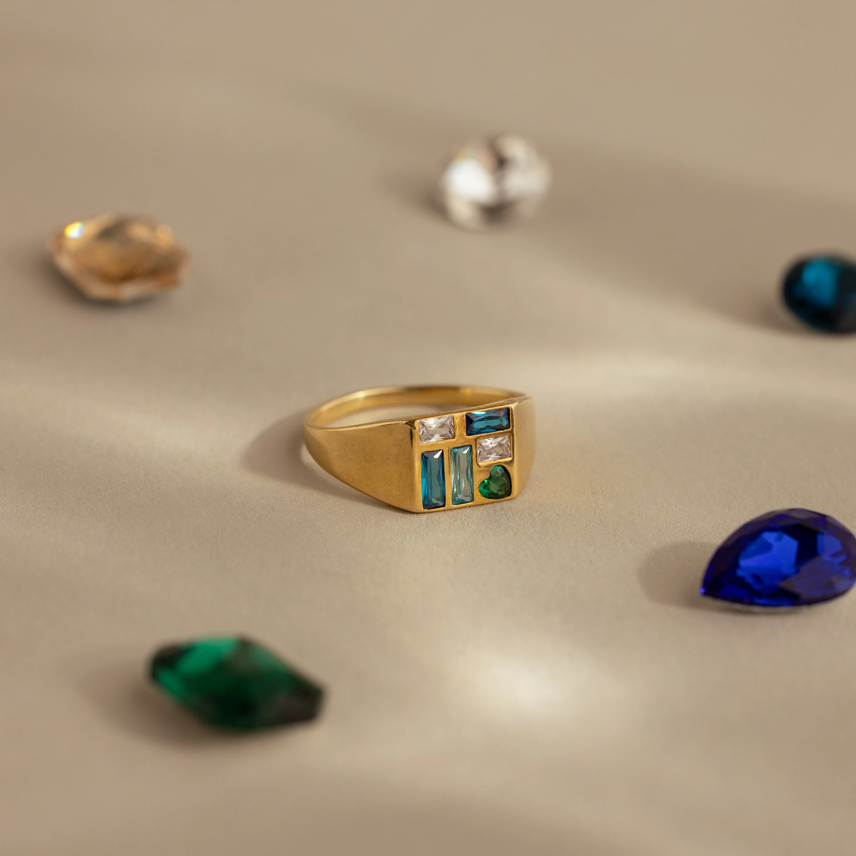 Mosaic Birthstone Signet Ring in 18K Gold - Image 7