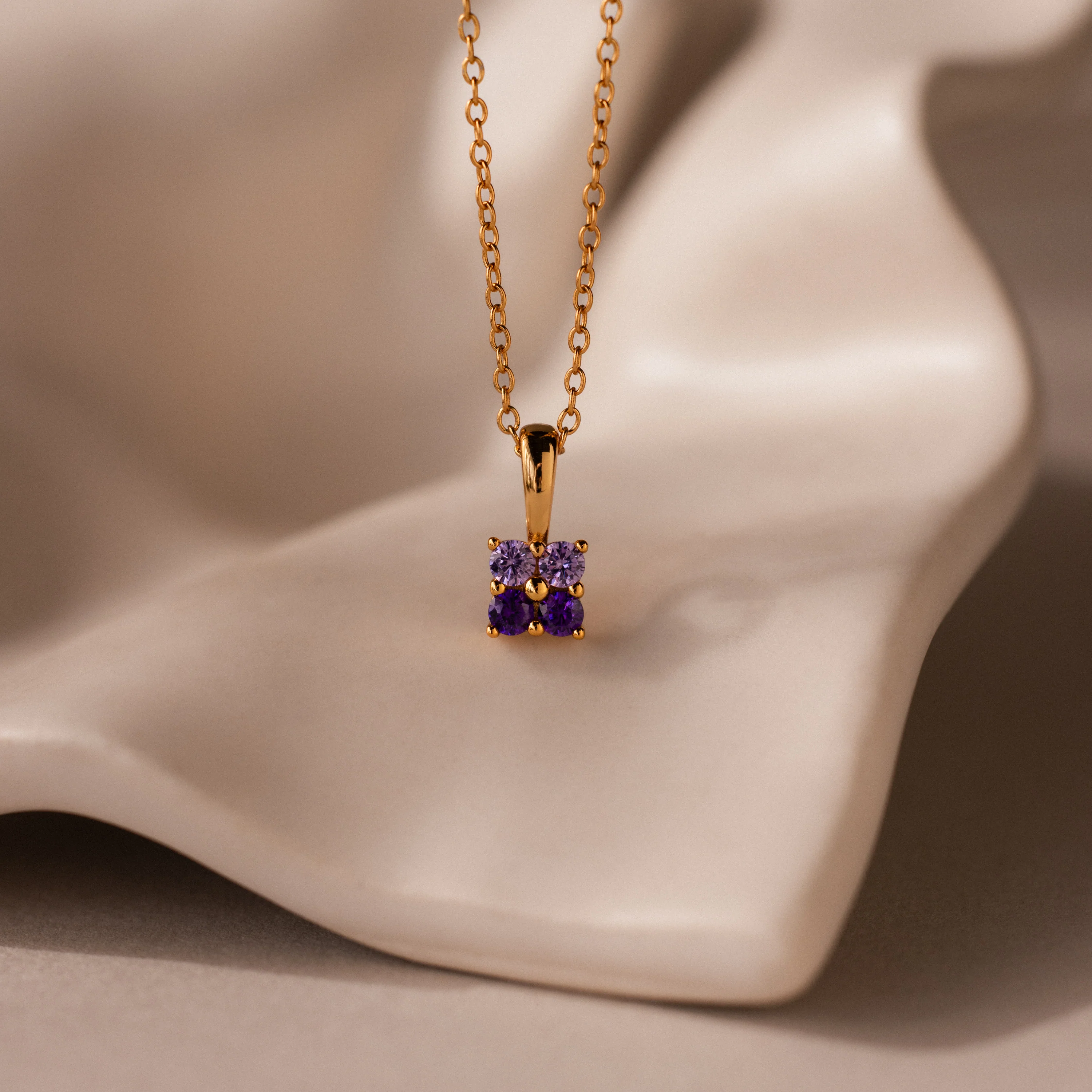 Ombre Amethyst Flower Necklace