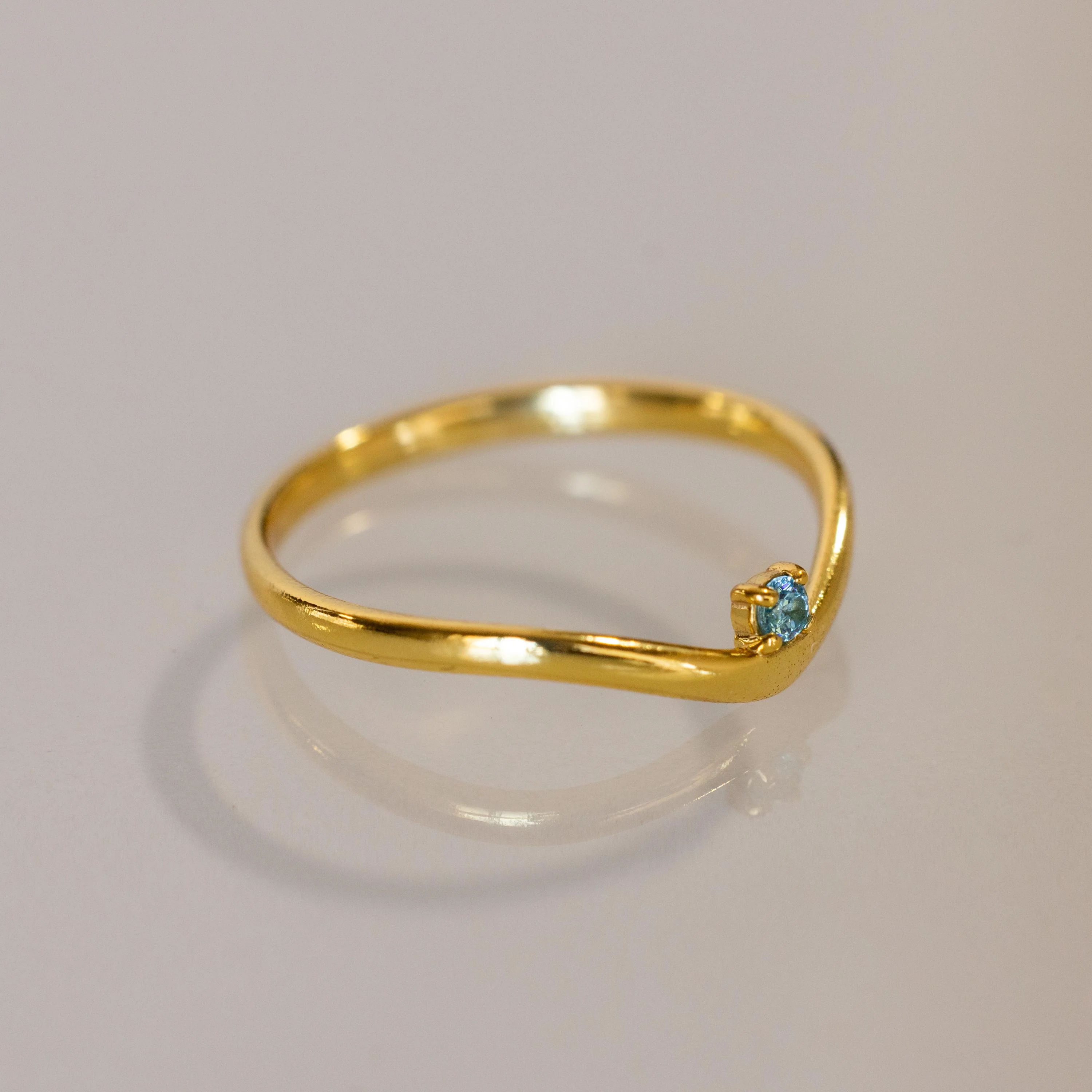 Alexandrite Drop Curve Ring - Image 3