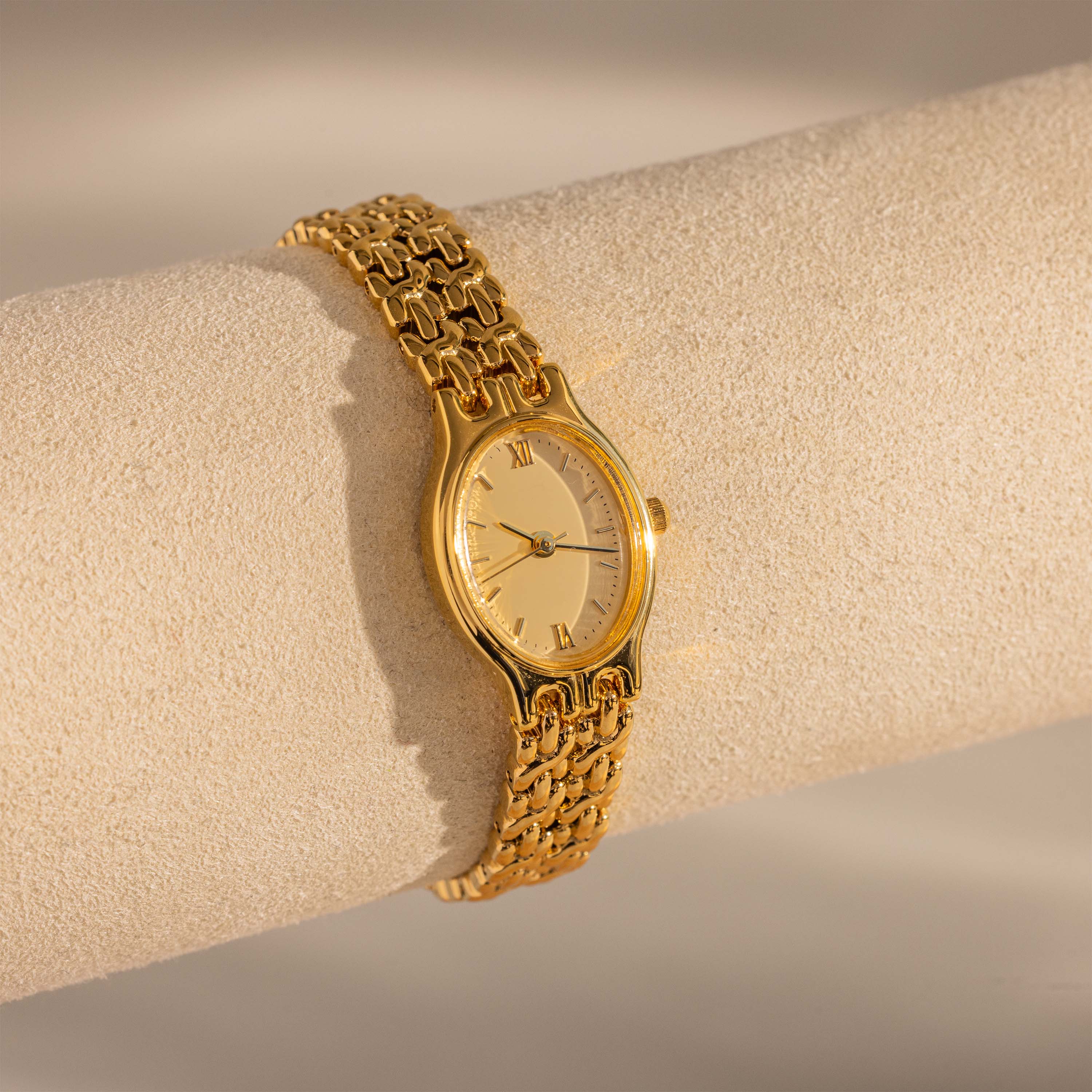 Oval Duo Link Timepiece - Image 5