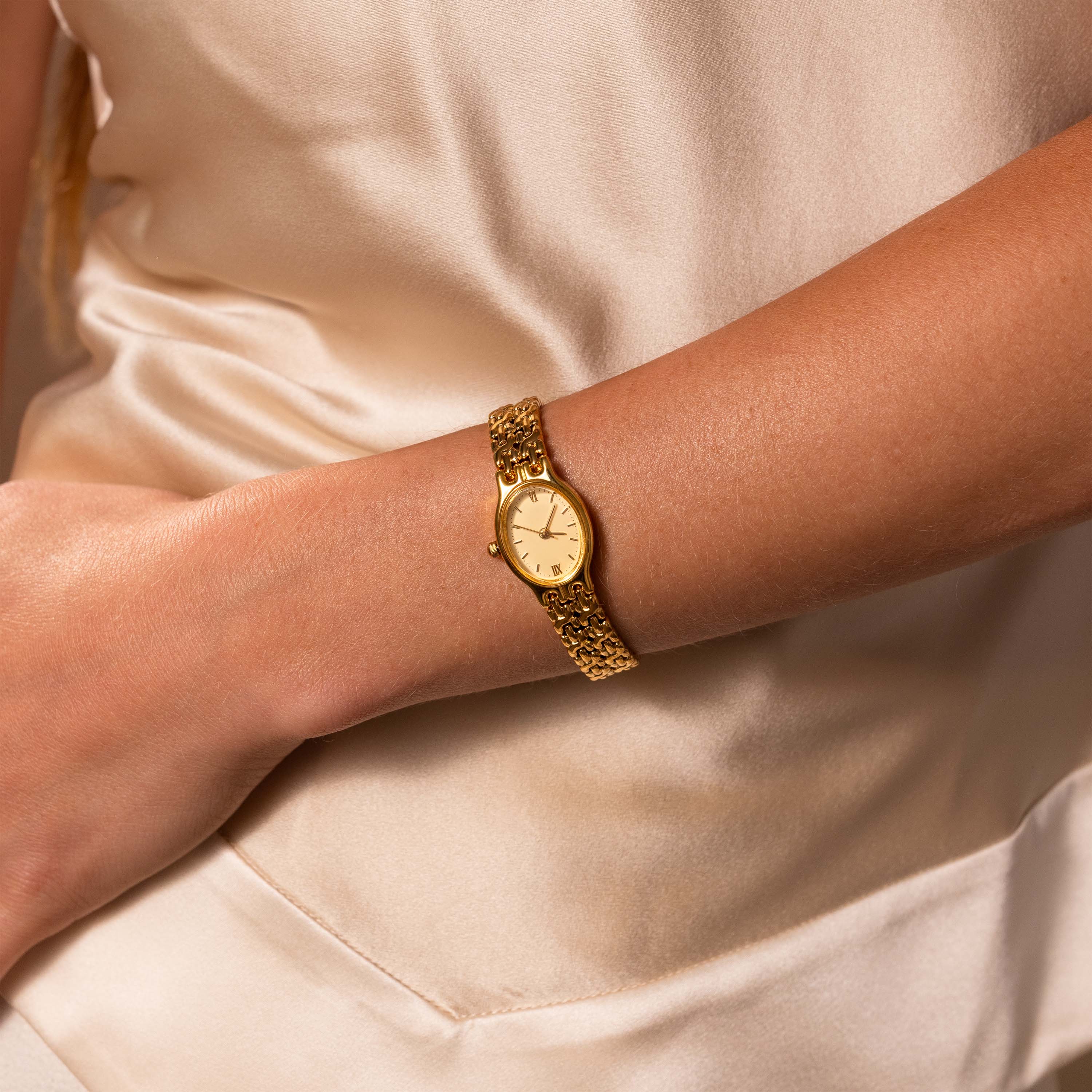 Oval Duo Link Timepiece - Image 6