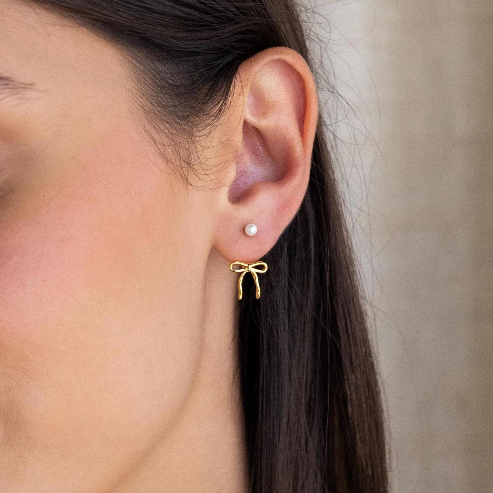 Pearl & Bow Ear Jackets in 18K Gold - Image 2