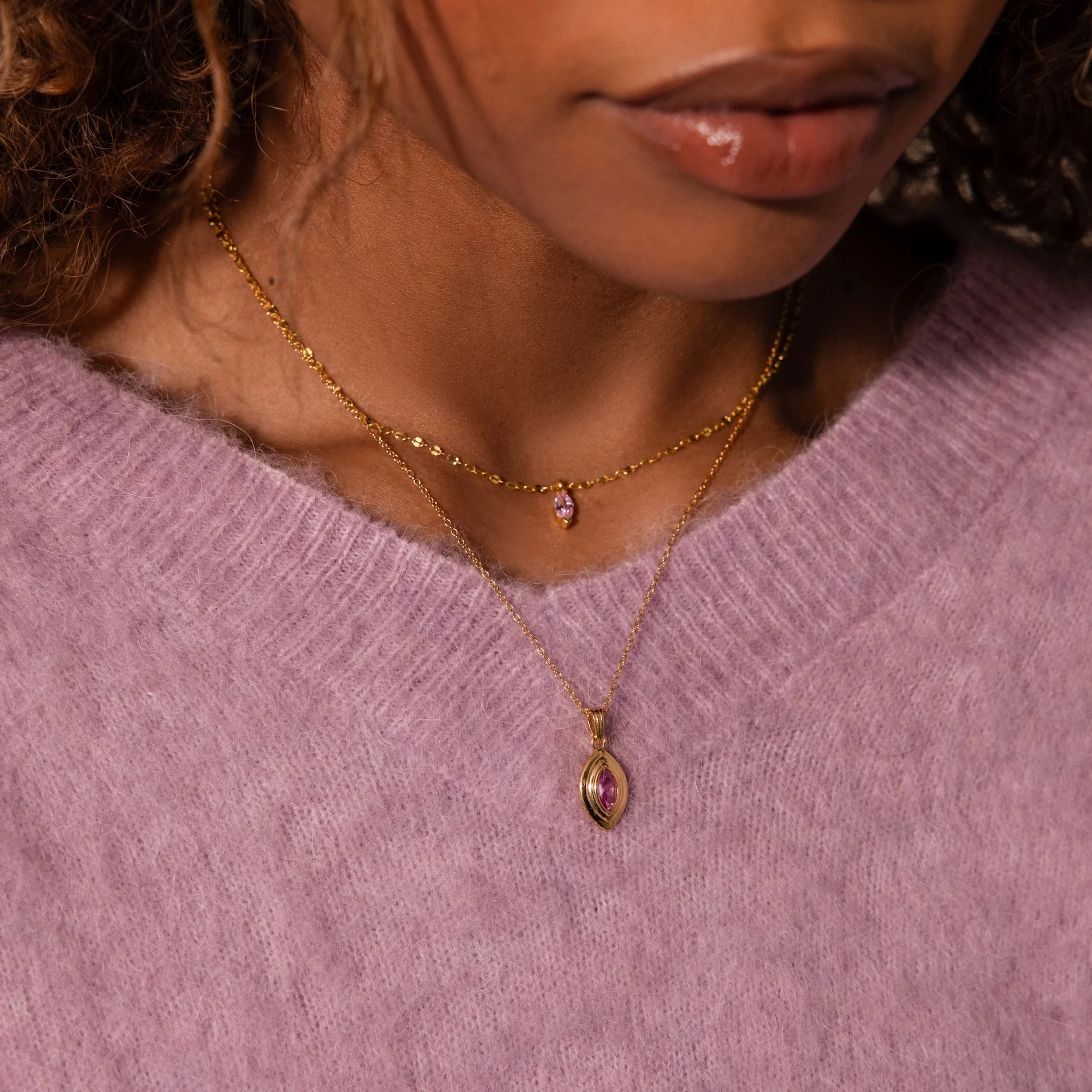 Ribbed Sapphire Pendant Necklace - Image 4