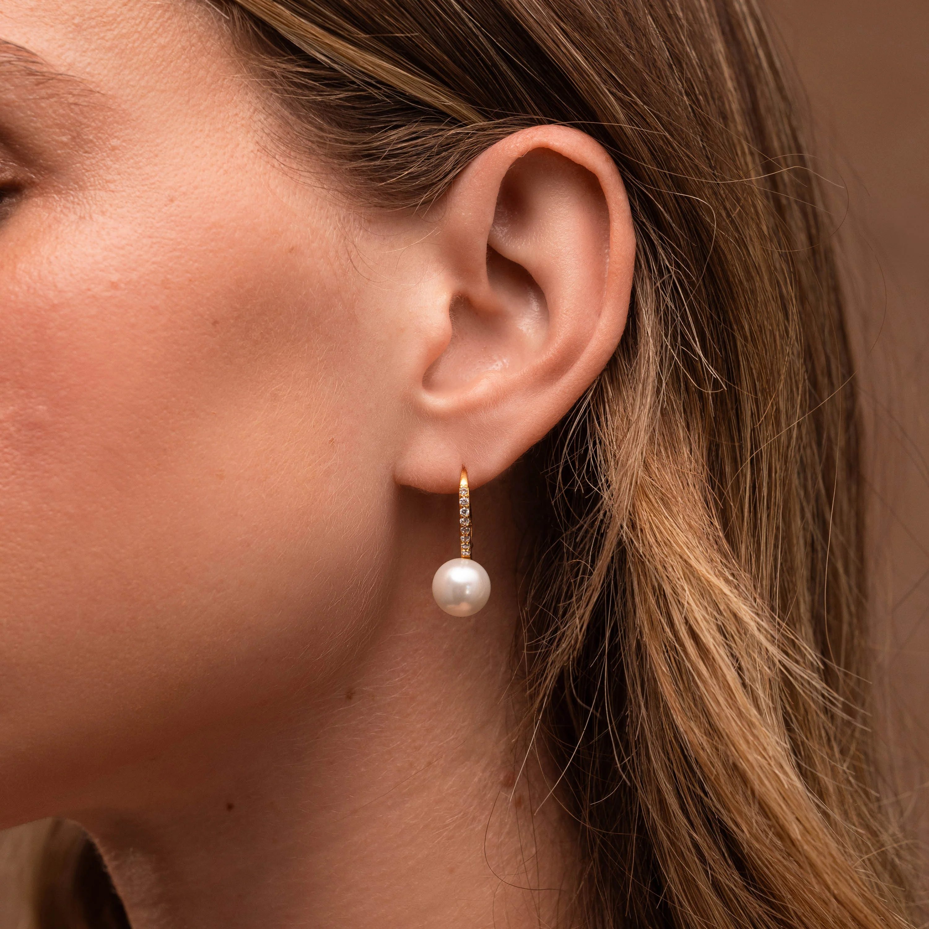 Shimmer Pearl Drop Earrings - Image 4