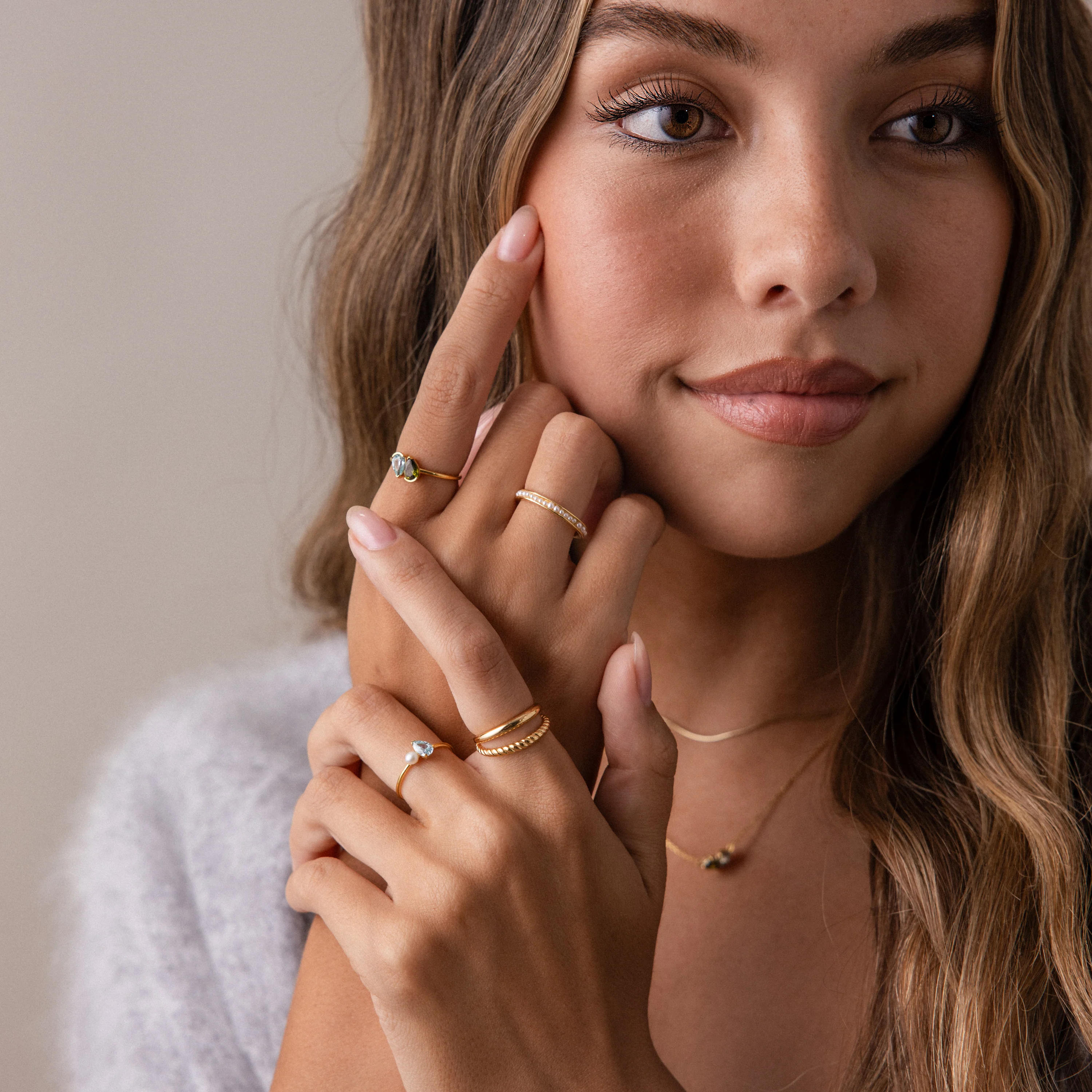 Teardrop Birthstone & Pearl Ring - Image 7