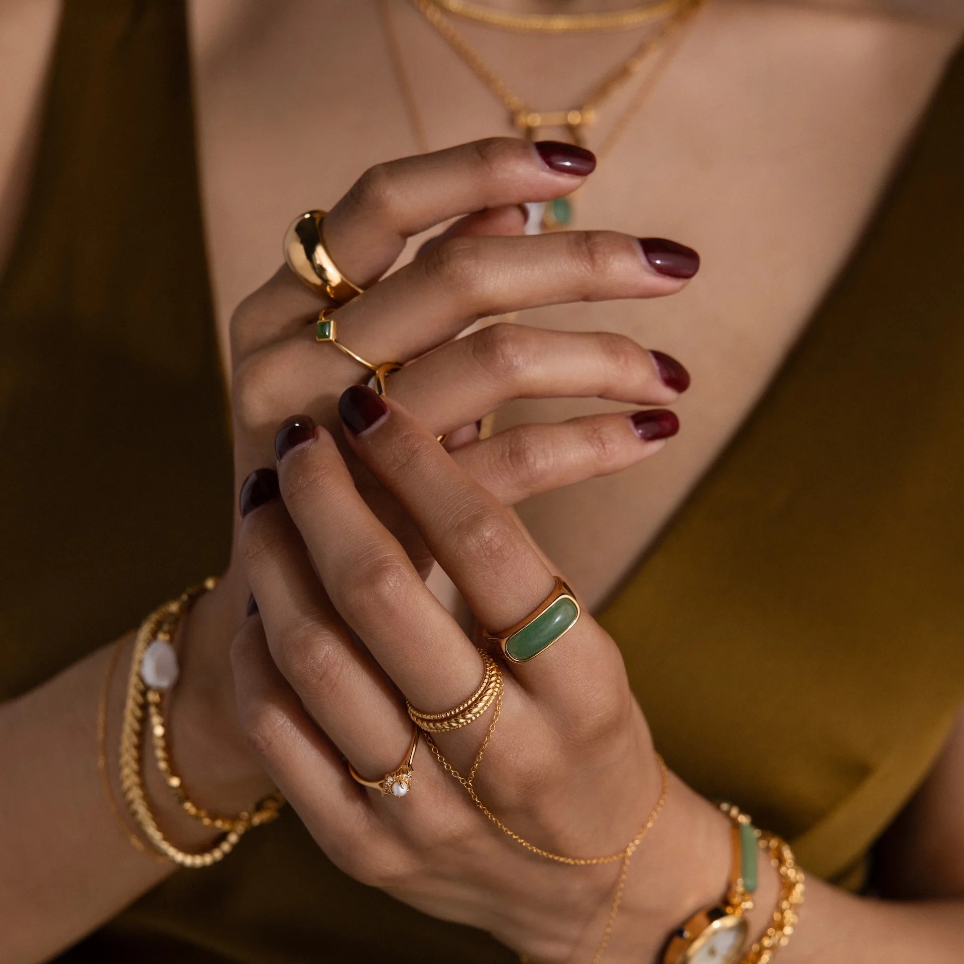 Thin Stacking Rings Set in 18K Gold - Image 6