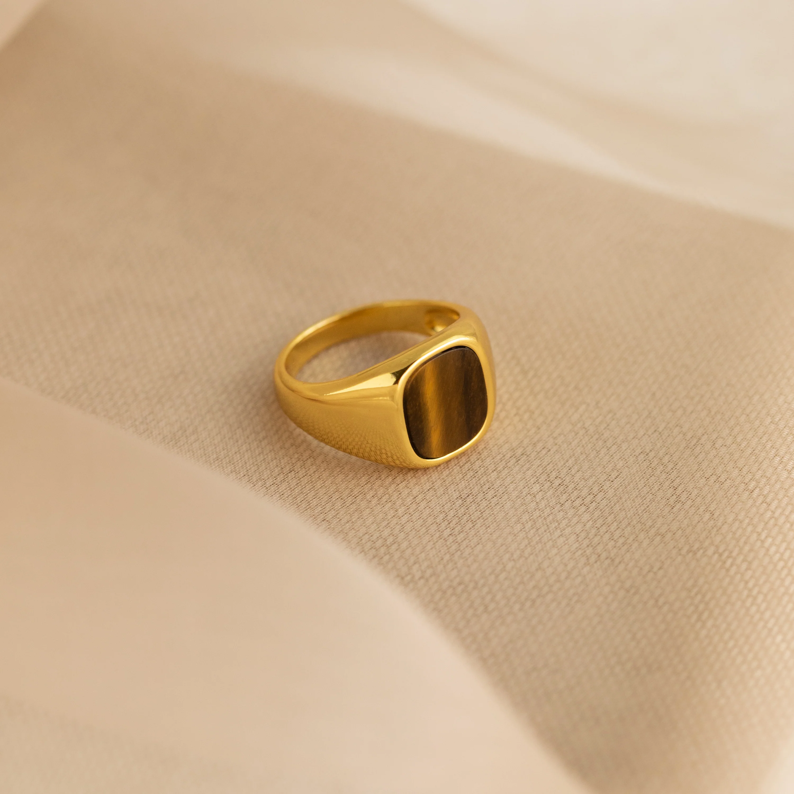 Tigers Eye Signet Ring in 18K Gold - Image 5